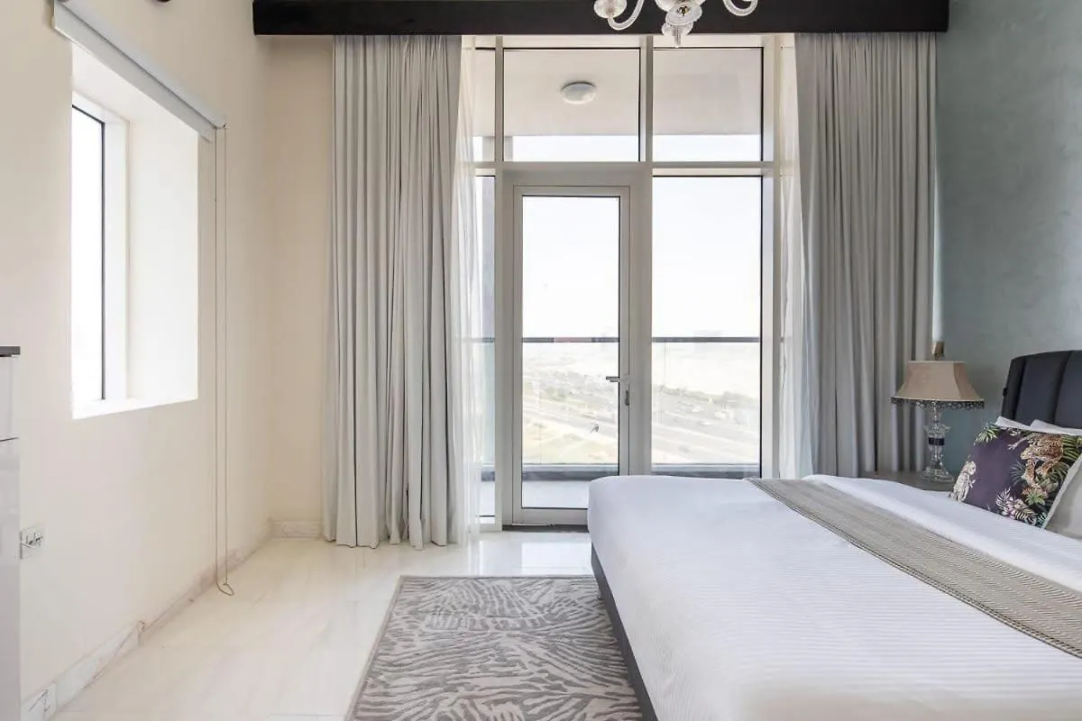 Frank Porter - Bayz Tower By Danube Dubai Apartment